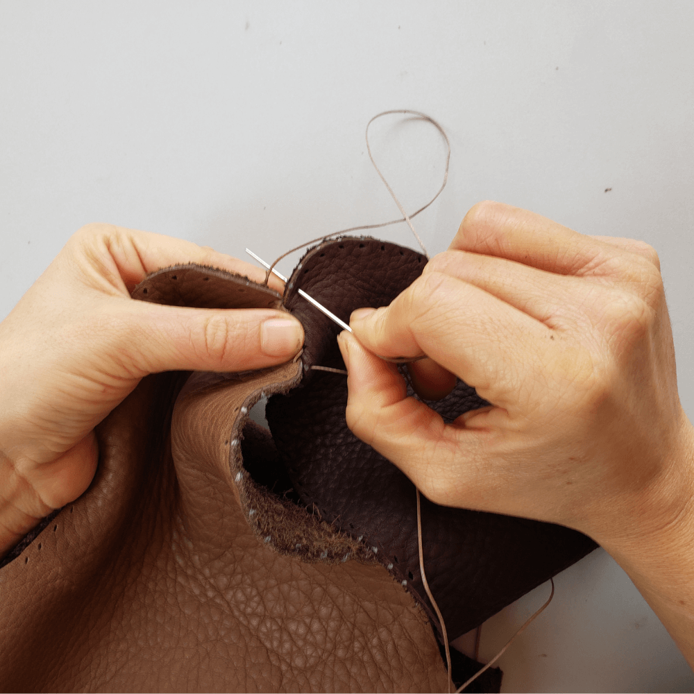 Atelier d'initiation a la fabrication de mocassins